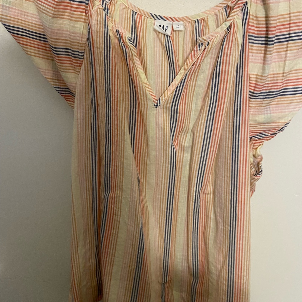 Woman’s blouse multi colored